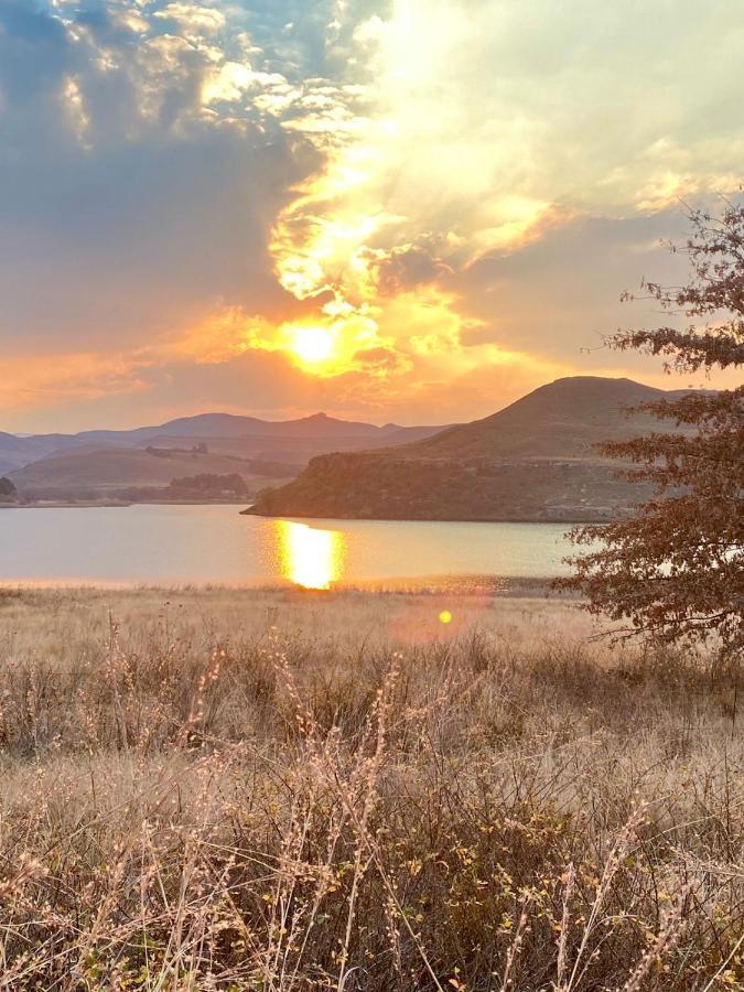 Valley Lakes The Lodge Underberg Buitenkant foto