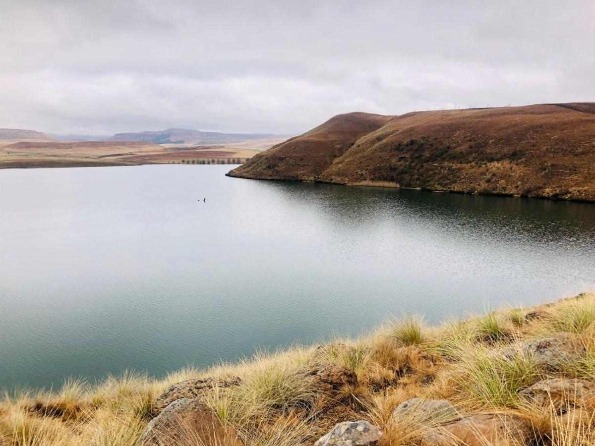 Valley Lakes The Lodge Underberg Buitenkant foto