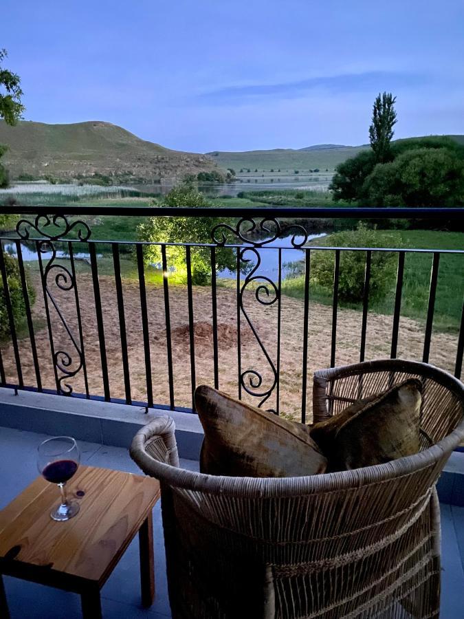 Valley Lakes The Lodge Underberg Buitenkant foto